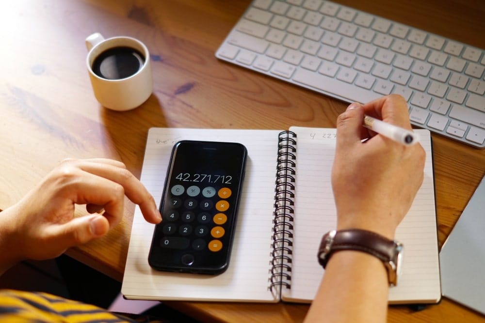 Why Tracking Your Expenses is Important